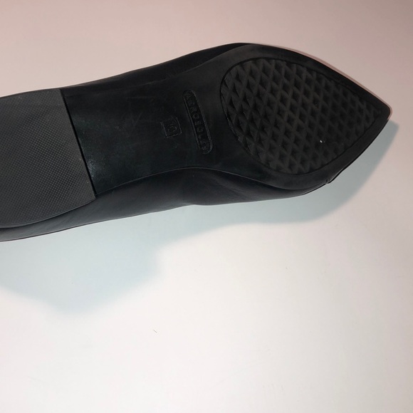 Aerosoles Pointed Toe Flats - Picture 2 of 4